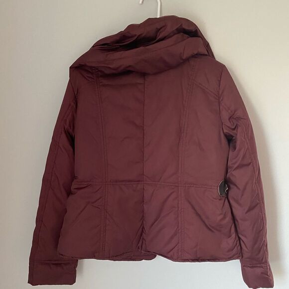 Kenneth Cole Women’s Puffer Down Burgundy button Front Jacket - Picture 5 of 7